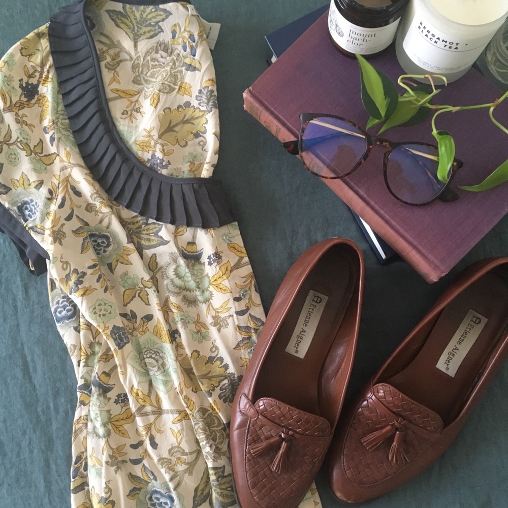 {anthro} Diodore floral top